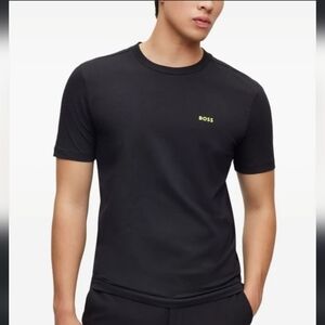 BOSS MEN'S Logo embroidery aplique tee shirt like new s size